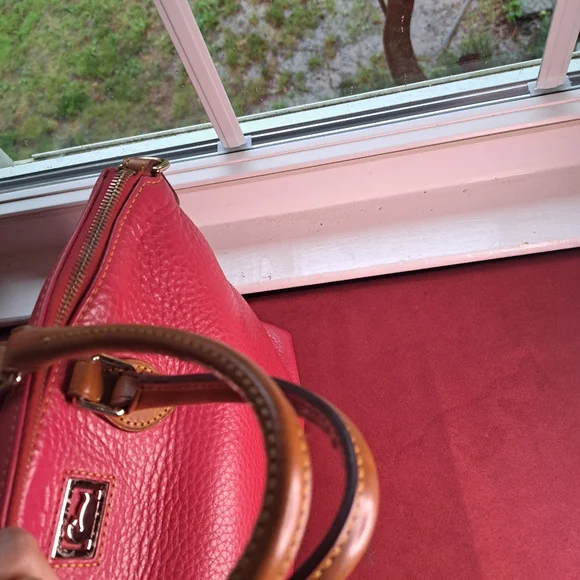 Dooney&Bourke Pink Soft Leather π Bag Great Condition - Picture 6 of 11